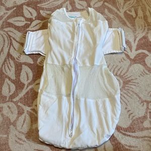 Snoo sleep sack size small